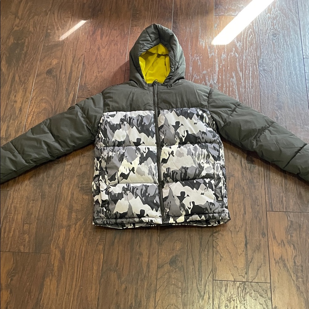 Kids Camouflage Hooded Jacket